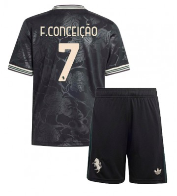 Lacne Dětský Futbalové dres Juventus Francisco Conceicao #7 2025-26 Krátky Rukáv - Tretina (+ trenírky)